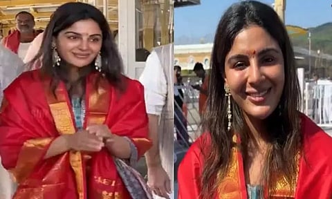 திருப்பதி கோவிலில் நடிகை சம்யுக்தா மேனன் சாமி தரிசனம்