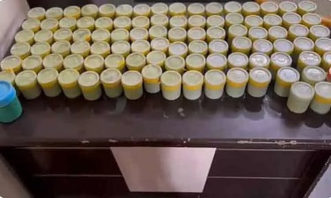 ஹோலி கொண்டாட்டத்தில் இனிப்புகளில் கலந்து விற்பனை செய்யப்பட்ட கஞ்சா - போலீசார் பறிமுதல்