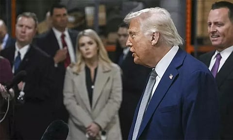 அமெரிக்காவில் 60 ஆயிரம் ராணுவ ஊழியர்கள் திடீர் பணிநீக்கம்