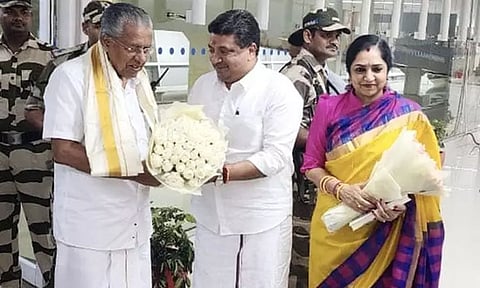 தொகுதி மறுசீரமைப்பு கூட்டம்: கேரள முதல்-மந்திரி பினராயி விஜயன் சென்னை வருகை