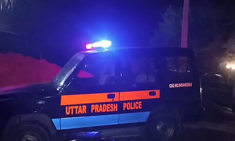 கிரிக்கெட் தகராறு வன்முறையாக வெடித்தது: 2 பெண்கள் உள்பட 8 பேர் காயம்