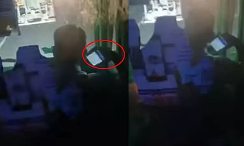 செல்போனில் வீடியோ பார்த்தபடி அரசு பஸ்சை ஓட்டிய டிரைவர் பணியிடை நீக்கம்