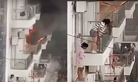 உத்தர பிரதேசம்: பெண்கள் விடுதியில் பயங்கர தீ விபத்து... பால்கனி வழியாக ஏறி குதித்த மாணவிகள்