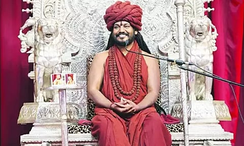 தலைமறைவாக உள்ள நித்தியானந்தா இறந்து விட்டாரா? சகோதரி மகன் வெளியிட்ட அதிர்ச்சி தகவல்