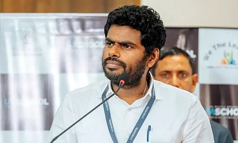 அண்ணாமலை திடீர் டெல்லி பயணம்