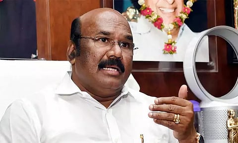 அதிமுகவில் இருந்து விலகுகிறேனா? - ஜெயக்குமார் விளக்கம்