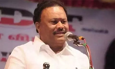 திண்டுக்கல் சீனிவாசன் மருத்துவமனையில் அனுமதி