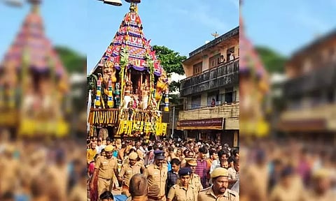 பார்த்தசாரதி கோவில் தேரோட்டம்: திரளான பக்தர்கள் வடம் பிடித்து இழுத்தனர்