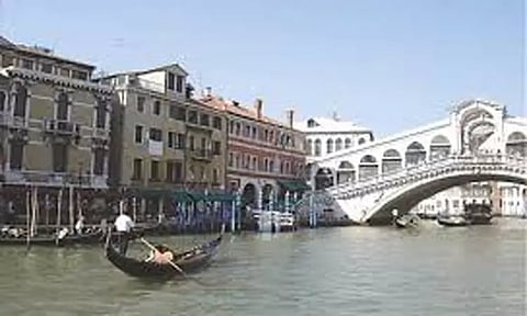 வெனிஸ் நகருக்கான பகல் நேர சுற்றுலா வரி உயர்வு