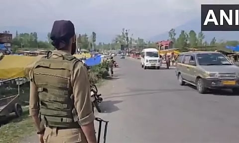 ஜம்மு காஷ்மீரில் சுற்றுலாப்பயணிகள் மீது பயங்கரவாதிகள் தாக்குதல்: 26 பேர் உயிரிழப்பு