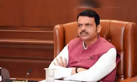 காஷ்மீர் பயங்கரவாத தாக்குதலில் மராட்டியத்தை சேர்ந்த 2 பேர் பலி; முதல்-மந்திரி பட்னாவிஸ் கண்டனம்