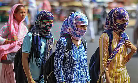 நாடு முழுவதும் அதீத வெப்ப அலை வீச வாய்ப்பு: வானிலை ஆய்வு மையம் எச்சரிக்கை