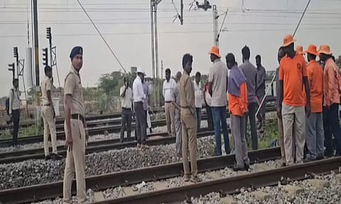 தண்டவாளத்தில் போல்ட்டுகள் கழற்றப்பட்ட விவகாரம்; குற்றவாளிகள் தப்ப முடியாது - தெற்கு ரெயில்வே