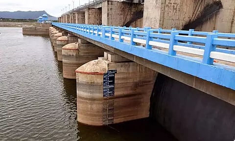 திண்டுக்கல் குடகனாறு அணையில் இருந்து தண்ணீர் திறக்க தமிழக அரசு உத்தரவு