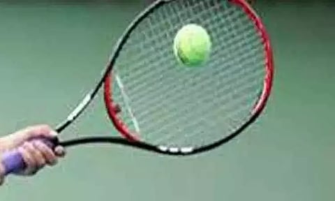 மாட்ரிட் ஓபன் டென்னிஸ்: கின்வென் ஜெங் அதிர்ச்சி தோல்வி