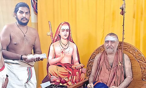 காஞ்சி சங்கரமடத்தின் 71-வது மடாதிபதி தேர்வு