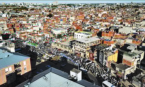 போப் பிரான்சிஸ் கல்லறையை மக்கள் பார்வையிட அனுமதி - ஆயிரக்கணக்கானோர் அஞ்சலி