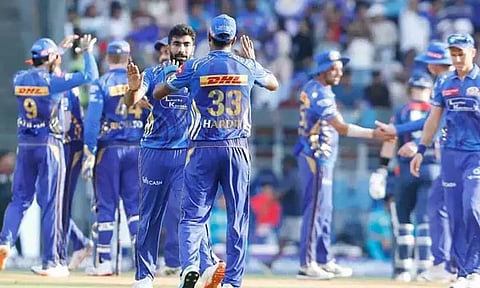 ஐபிஎல்: மும்பை அணி வரலாற்று சாதனை