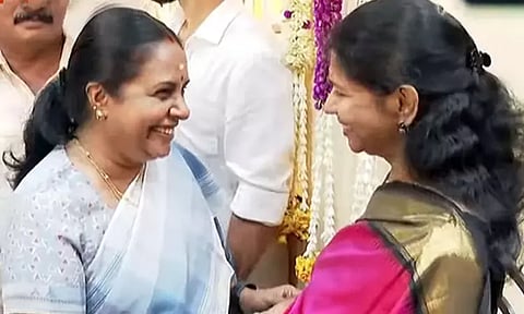 அண்ணா அறிவாலயத்தில் வானதி சீனிவாசன் எம்.எல்.ஏ., கனிமொழி எம்.பி. சந்திப்பு