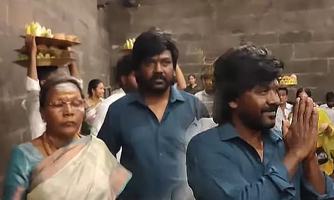 Actor Raghava Lawrence visited Annamalaiyar Temple with his family