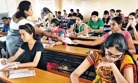 நீட் தேர்வு எப்படி இருந்தது? - மாணவர்கள், கல்வியாளர்கள் கருத்து!