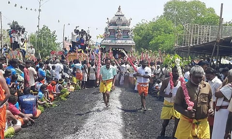 ஒலகடம் ராஜராஜேஸ்வரி சொக்கநாச்சியம்மன் கோவிலில் குண்டம் விழா