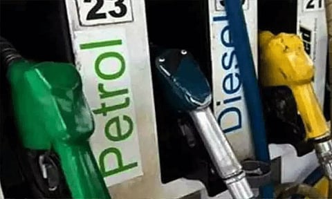 இஸ்லாமாபாத்தில் உள்ள பெட்ரோல் பங்குகள் 2 நாட்களுக்கு மூடல்