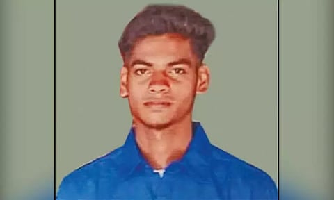 வீட்டில் தூங்கி கொண்டிருந்த பெண்ணை பாலியல் வன்கொடுமை செய்த இளைஞர்