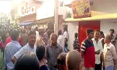 சேலம் சூரமங்கலத்தில் தம்பதி படுகொலை: போலீசார் விசாரணை