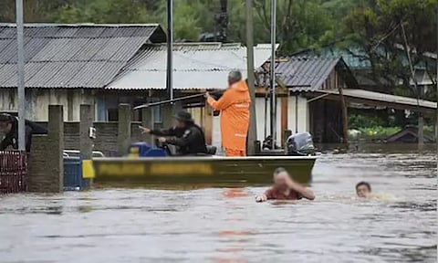 ஆப்பிரிக்காவில் கனமழை: பெருக்கெடுத்து ஓடிய வெள்ளப்பெருக்கில் சிக்கி 62 பேர் பலி