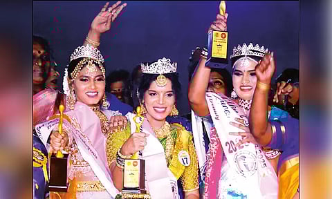 திருநங்கைகளுக்கான அழகி போட்டி: மிஸ் கூவாகமாக நெல்லை ரேணுகா தேர்வு