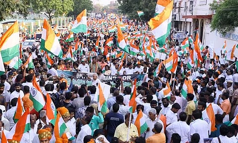 முப்படை வீரர்களுக்கு நன்றி தெரிவித்து பா.ஜ.க. தேசிய கொடி யாத்திரை