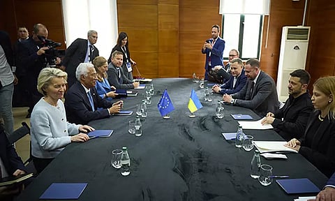 ரஷியா மீதான சர்வதேச அழுத்தத்தை அதிகரிக்க வேண்டும் - ஜெலென்ஸ்கி வலியுறுத்தல்