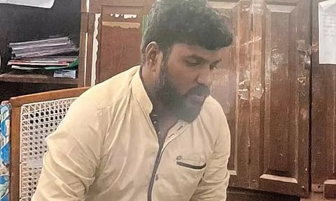 பட்டாவில் பிழையை திருத்த ரூ. 15 ஆயிரம் லஞ்சம் வாங்கிய வருவாய் ஆய்வாளர்