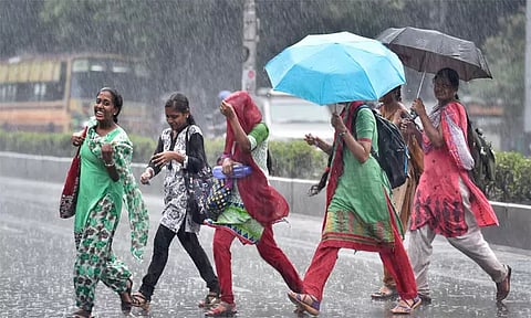 சென்னையில் மழை தொடரும் என தகவல்