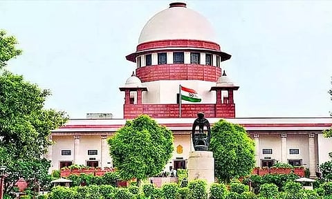 'அகதிகளை எல்லா இடங்களில் இருந்தும் வரவேற்க முடியாது' - சுப்ரீம் கோர்ட்டில் இலங்கை தமிழரின் மனு தள்ளுபடி