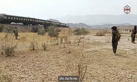 ஜாபர் எக்ஸ்பிரஸ் ரெயில் கடத்தல் வீடியோ வெளியீடு; பாகிஸ்தான் ராணுவத்திற்கு சவால்