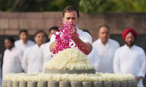 முன்னாள் பிரதமர் ராஜீவ் காந்தி நினைவு தினம்; ராகுல் காந்தி அஞ்சலி