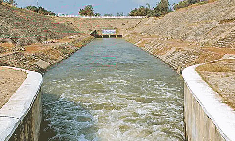 16 நாட்களுக்கு பிறகு கிருஷ்ணா நீர் தமிழக எல்லைக்கு இன்று வந்தது