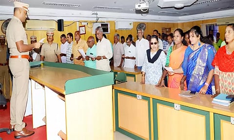 திருநெல்வேலி எஸ்.பி. அலுவலகத்தில் கொடுஞ்செயல் எதிர்ப்பு உறுதிமொழி