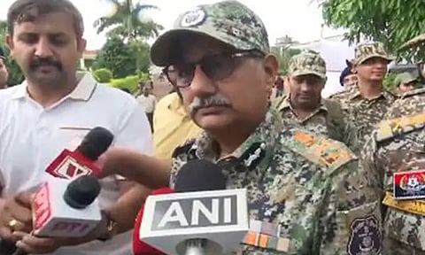 'துப்பாக்கி சூட்டில் கொல்லப்பட்ட 27 நக்சல்களும் அடையாளம் காணப்பட்டுள்ளனர்' - சத்தீஷ்கார் டி.ஜி.பி.