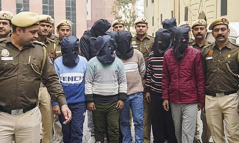 டெல்லியில் சட்டவிரோதமாக தங்கி இருந்த வங்காளதேசத்தினர் 88 பேர் கைது