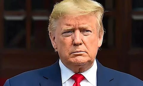 அமெரிக்காவில் பயிலும் சீன மாணவர்களுக்கு டிரம்ப் நிர்வாகம் புதிய நெருக்கடி