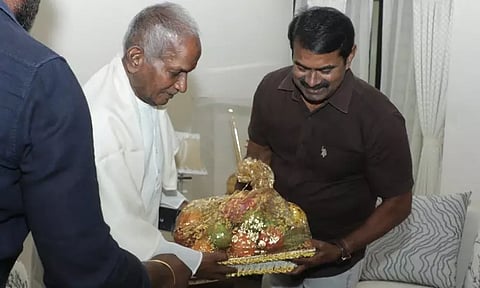 இளையராஜாவை நேரில் சந்தித்து பிறந்தநாள் வாழ்த்து தெரிவித்த சீமான்