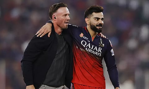 எங்களுடன் மேடையில் நிற்க அவர் தகுதியானவர்... விராட் கோலி உருக்கம்