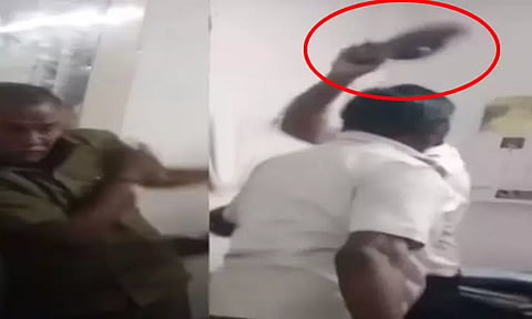 மதுரையில் டிரைவரை செருப்பால் அடித்த பஸ் நிலைய மேலாளர் - அதிர்ச்சி வீடியோ