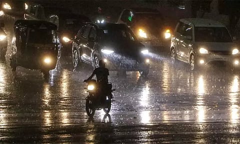 காஞ்சிபுரத்தின் பல்வேறு பகுதிகளில் கனமழை