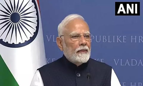 போர்க்களத்தின் மூலம் பிரச்சினைகளைத் தீர்க்க முடியாது - பிரதமர் மோடி