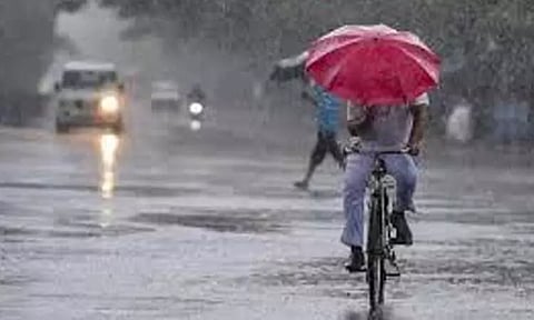 அடுத்த 3 மணி நேரத்தில் மழைக்கு வாய்ப்புள்ள மாவட்டங்கள் எவை ?