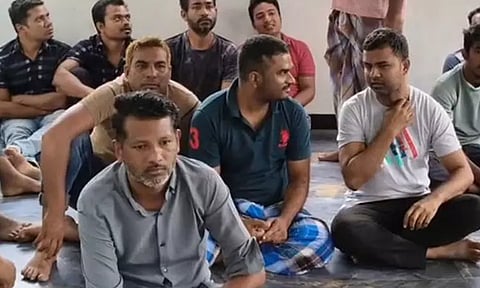 திருப்பூரில் சட்டவிரோதமாக தங்கி இருந்த வங்காள தேசத்தினர் 26 பேர் கைது